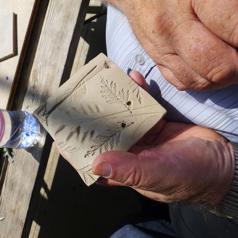 ace_southwest's tweet image. Meet @leachpottery - #Cornwall based #SWNPO pioneering #Ceramics.  The museum &amp;amp; gallery is the historic home &amp;amp; workplace of Bernard Leach. 

LEARN about 'Walking Impressions' an #ArtsHealthWellbeing project w/ people living w/ dementia buff.ly/2qE5e7S #craft #pottery