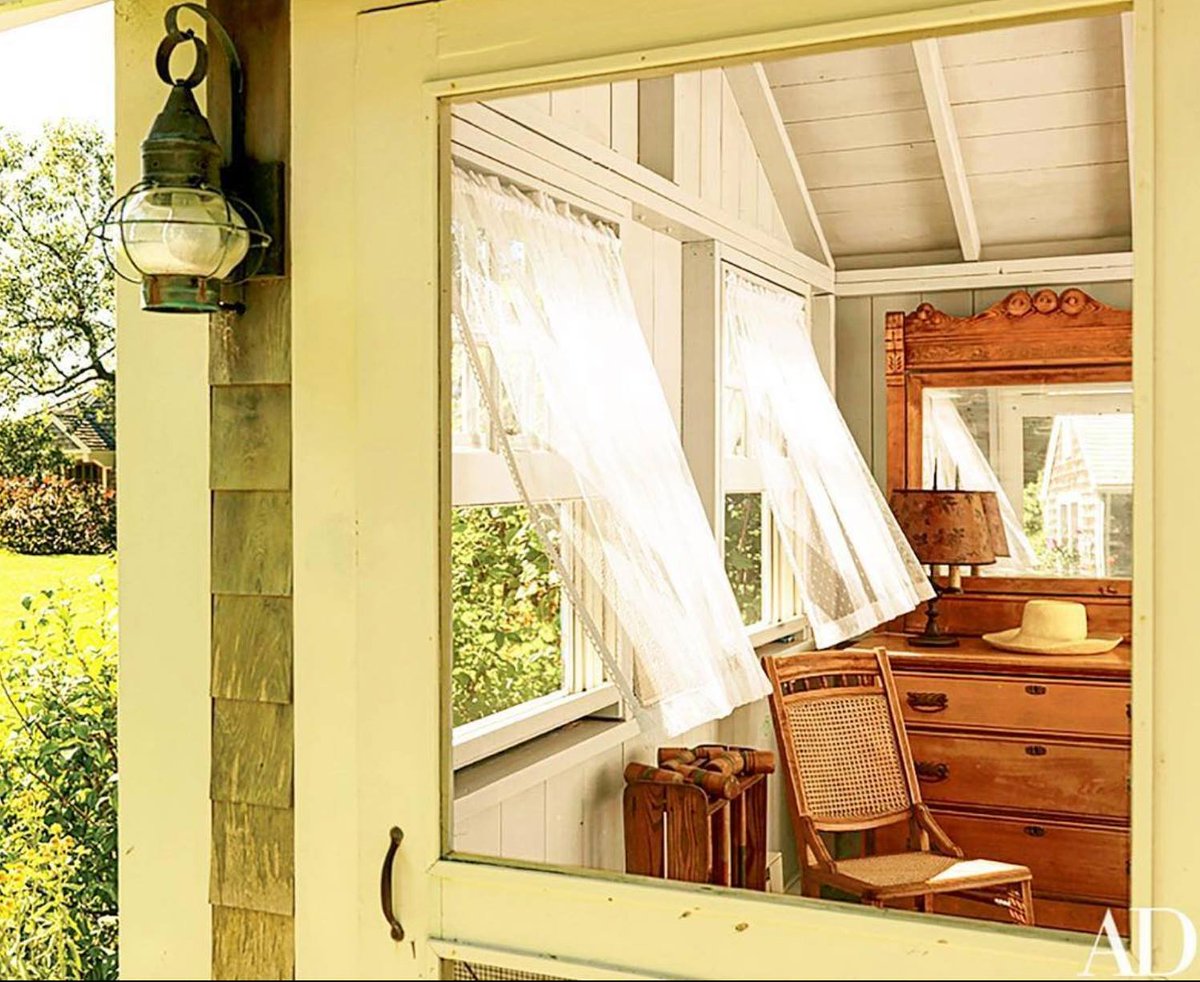 GrayWalkerInt's tweet image. Reviewing a few new projects and I am so excited to work with Joseph Dick for my new project on Long Island! Love this image I found on his website via @ArchDigest. #newbeginnings #capecodstyle #cottagestyle #JosephWDickArchitecture #longisland #ArchitecturalDigest