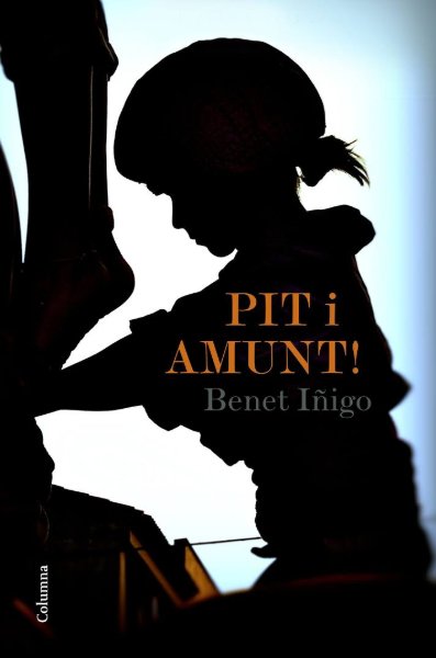 Geperuts's tweet photo. En aquest #SantJordi2018 us recomanem "Pit i Amunt!", d'en @Benetinigo, membre i antic cap de colla dels nostres padrins (@bandarres).
Molts #geperuts ja se l'han llegit i l'han trobat fantàstic perquè han descobert molts aspectes tècnics i socials sobre els #castells.
#PitIAmunt https://t.co/mhNuPSiBsU