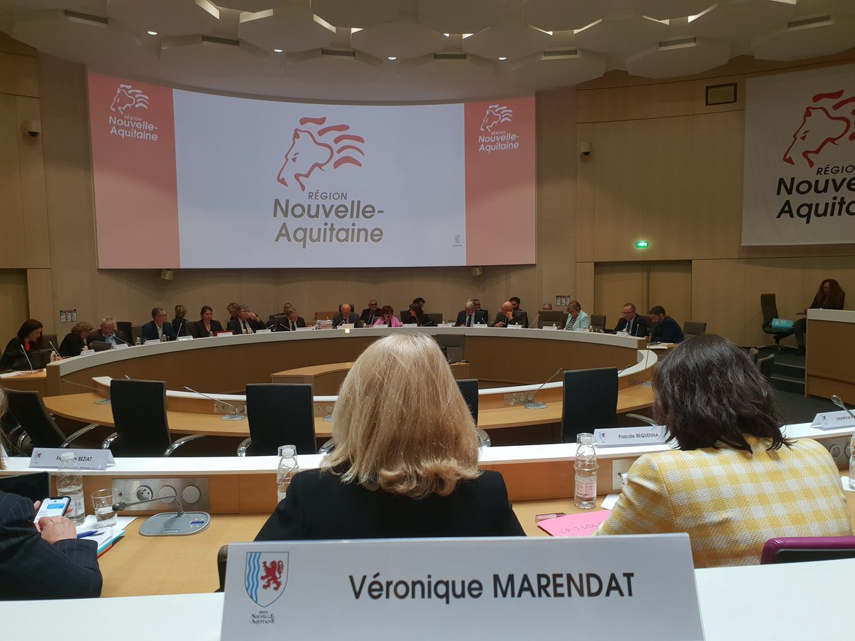 En commission permanente au conseil régional #Nouvelle-Aquitaine 
Reprise éco confirmée par la note de conjoncture de l'Insee