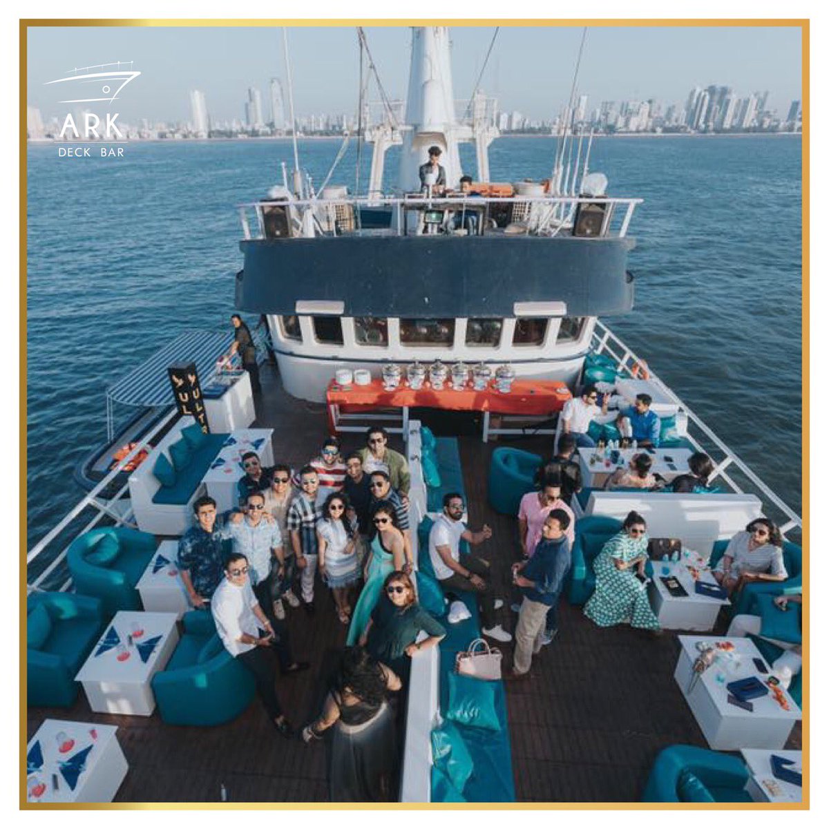 We live for moments like this. Party at sea anyone? 🥂
.
.
.
#floatingsouls #waveparty #memoryatark #celebration #weekendvibes #arkdeckbar #worli #bandra #sealink #reclamation  #yachtparty