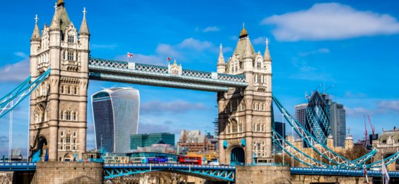 We love seeing the creative ways <a href="/citrix/">Citrix</a> customers use our technology! <a href="/BeazleyGroup/">Beazley Group</a>, one of the finalists for the 2018 Citrix Innovation Award for Customers, has a bold vision for the future of work. #CitrixSynergy  bit.ly/2KakIth