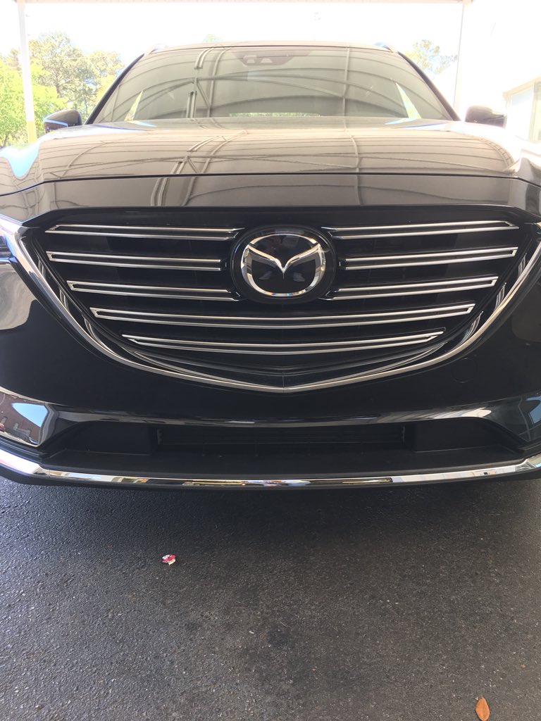 KFinProductions's tweet photo. We are taking you inside this #DeanMcCrary CX-9! These are the #Fab5 wheels for 1 more week. Check out the”aggressive grill”,the safety specs which show you how close you are to the next vehicle&tires which hug the interstate=#ZoomZoom!Details next on #MobileMornings @fmtalk1065 https://t.co/mHqnRIdLSe