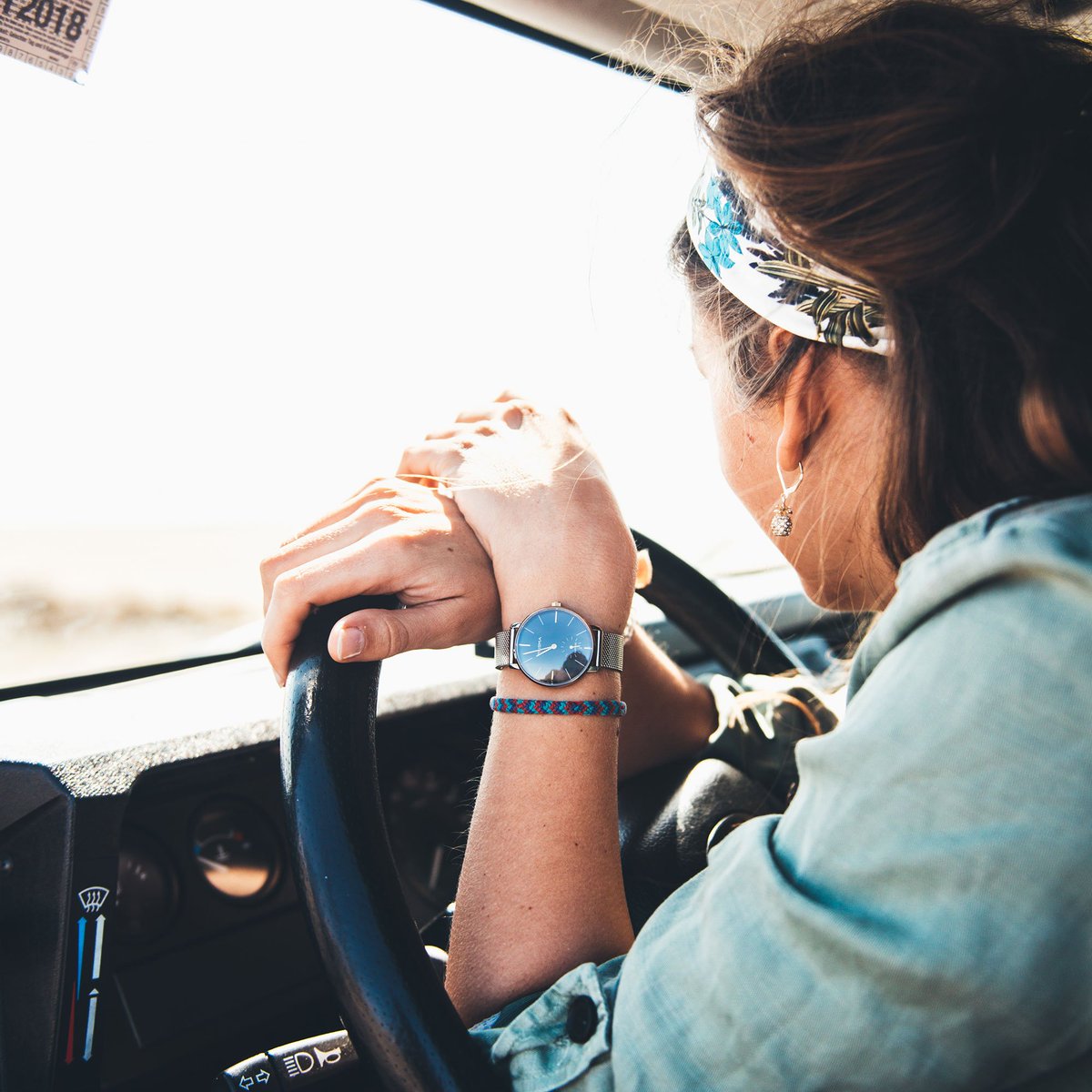 Looking for new places #travel #roadtrippin #forevernature #womenwatch #prismamoments
