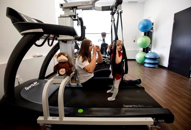 'It's limitless:' Paralyzed toddler moves from homemade wheelchair to treadmill: bit.ly/2qSupUt https://t.co/n0ZsyMKUPz