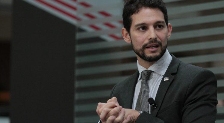 jc_pe's tweet photo. #RondaJC Secretário da SDS explica ‘censura’ de informações sobre violência em PE ==>  https://t.co/T9jZv3epTz https://t.co/cpt9S6DynF