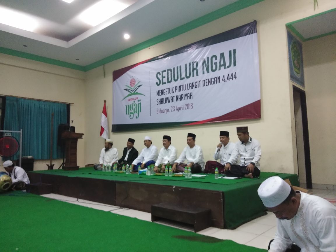 IngPangestu's tweet photo. Acara #SedulurNgaji yang diselenggarakan oleh #LaskarSantriJenggolo
Sedulur Makmur jawa timur mantap lur
mari memohon pertolongan Allah dengan 4444 Shalawat Nariyah
@cakimiNOW
@Gusipul_ID
@cakiminow
@Cak_Benu https://t.co/5oI1W6tLBP
