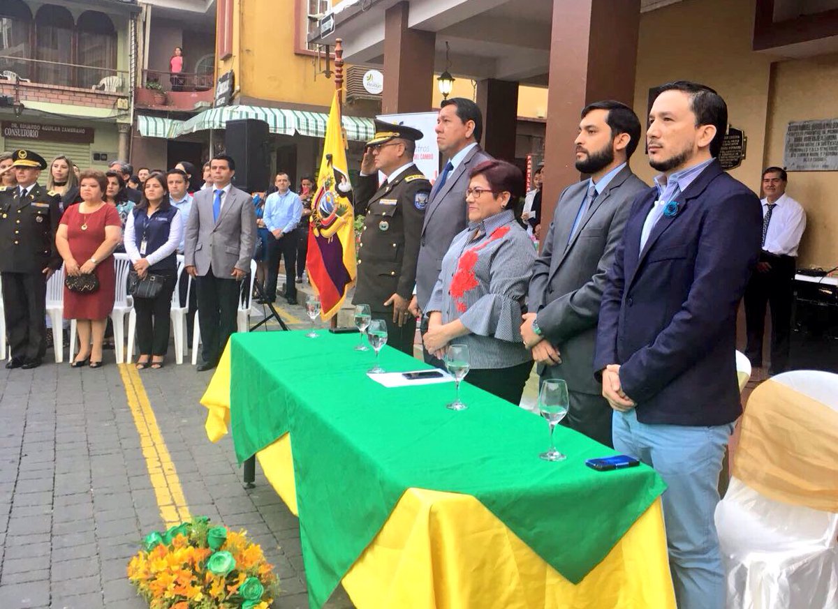 justPol's tweet photo. ¡Aquí naciste Provincia de El Oro! Desde #Zaruma, tu primera capital te rendimos homenaje en tus 134 años de provincializacion. #VivaElOro #PorLaEducaciónEc https://t.co/B43QIGtmGd