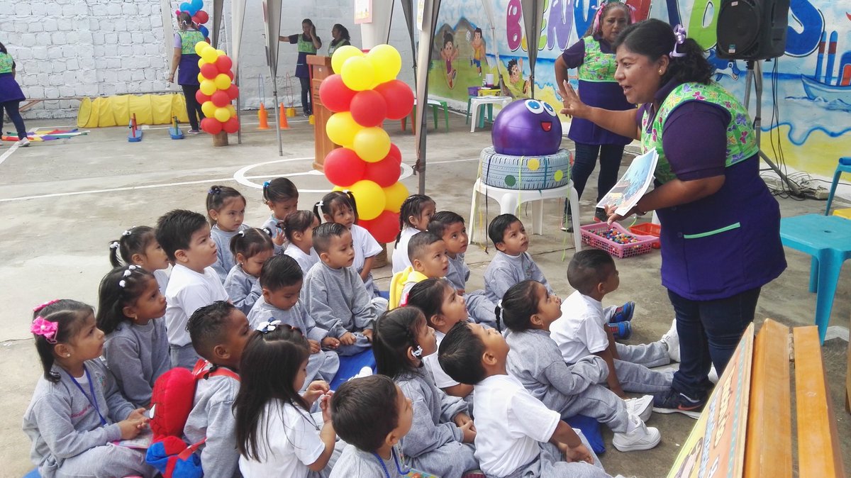comunicarv's tweet photo. Hoy colaborando en #Distrito24D01@Educación #SantaElena inauguración de #Inicial CEI #VirginiaReyes bienvenidos a una nueva aventura. https://t.co/jW3rDbpoyN