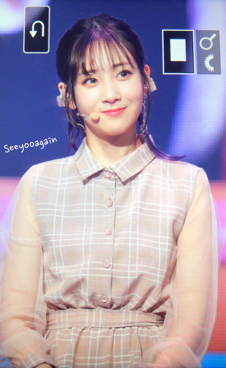 180423 치유 쇼케이스
러블리즈 유지애 프리뷰

#러블리즈 #Lovelyz 
#유지애 #Jiae <a href="/Official_LVLZ/">Lovelyz_Official</a>

내일부터 활동 몸 건강히 하길