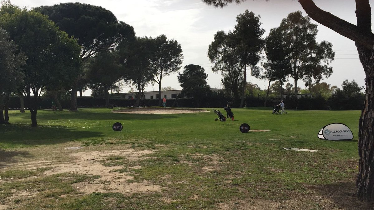 conectacapital's tweet photo. Gesconsult de la mano de Conecta Capital, patrocina la Segunda Edición del Torneo de Golf Benéfico Rotary Club Pozuelo Villa https://t.co/L7BMIfbYKu https://t.co/fwtEcpKP7D