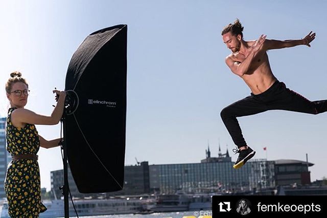 iso1200magazine's tweet photo. Behind the scenes by @femkeoepts : 
#femkeoepts #offcameraflash #highsync #ttl #behindthescenes #amsterdam #2018 #elinchrom #masterclass  @rosannemostert @karlijngrolleman @bricehendriks  It was great fun during the masterclass @brettflorens! Pics will f… https://t.co/uLMNVkQY6M https://t.co/NFf3Ia2pe2