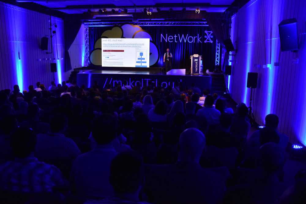 networkbih's tweet photo. Kao i uvijek odlični predavač Jasmin Azemović, sa Fakulteta informacijskih tehnologija,je napunio Kino salu na svom predavanju na #MSNetwork8 konferenciji u Neumu.
#MakeITcLoud https://t.co/BqNw8Stjy9