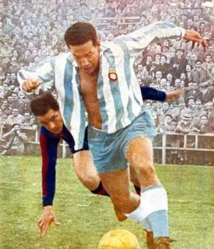RCDEspanyol's tweet photo. La resposta correcta és...

A) JULIÁN ARCAS

#RCDE #CorPerico #CorazónPerico https://t.co/xhveFUwXNN