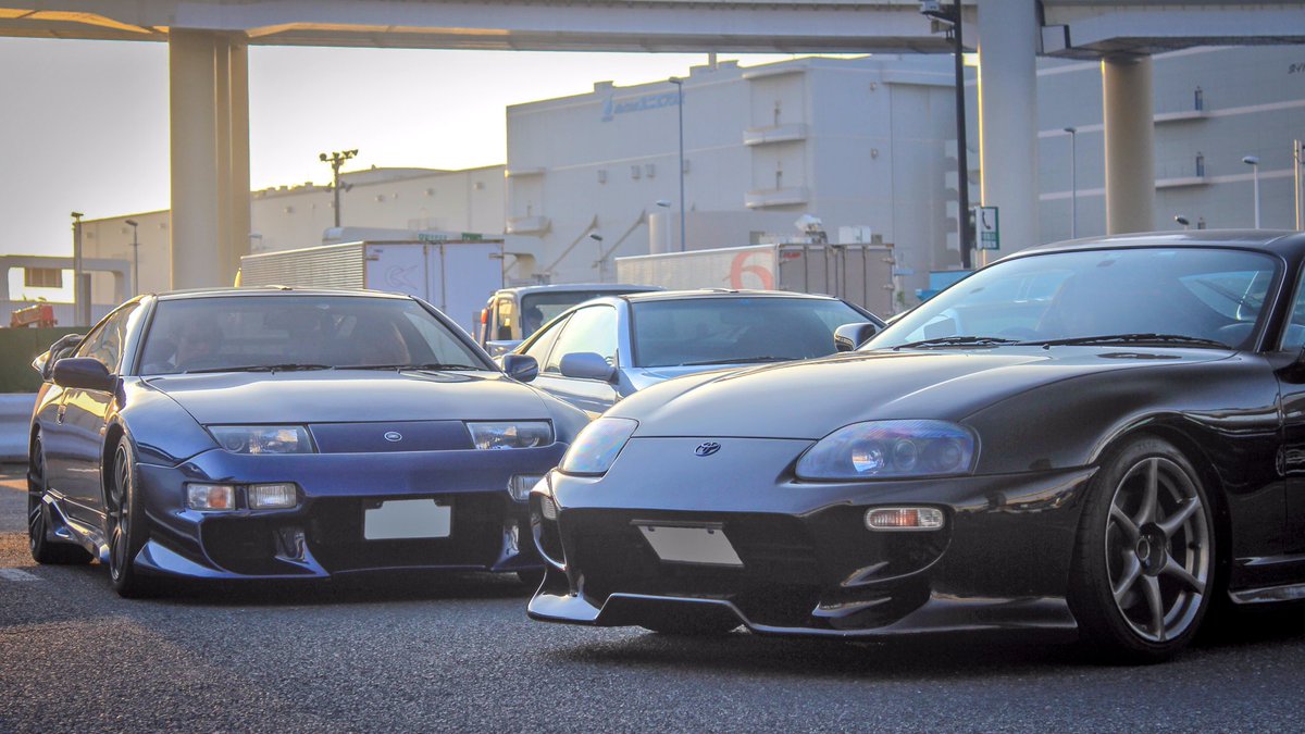 Z32 × 80スープラ 両界隈の橋渡しをする2台