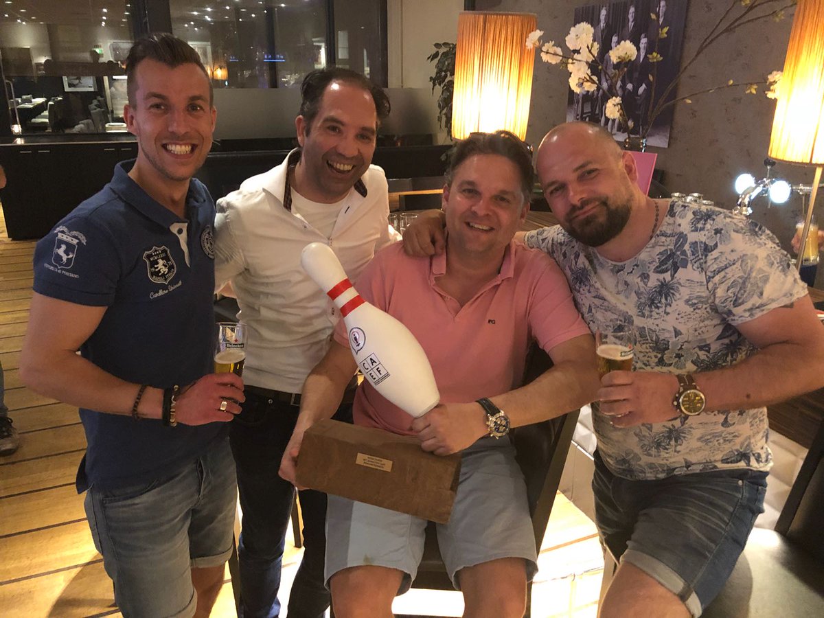 CafeDeDerdeDonderdag tweet media