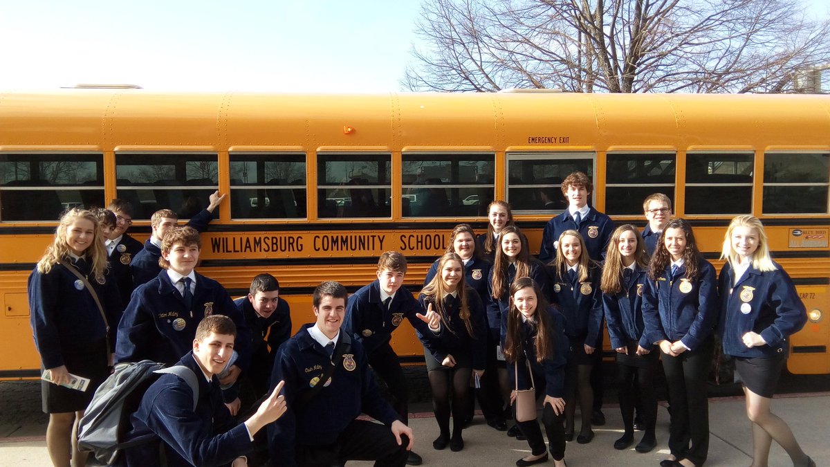 jdaniels85's tweet photo. 20 @WilliamsburgFFA members ready to start first full day of State FFA Convention in Ames. @WCSD_Raiders @iowaffa #ffaslc18 #iaffa18 https://t.co/Y01JmrhYRu