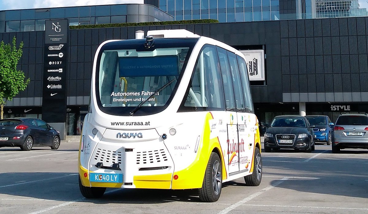 AVLivingLab's tweet photo. [4 days to go]
After some testing this morning, Navya is ready for #LivingLabX. How about you? Come see it live in action in @BTC_City (Ljubljana, Slovenia) on April 27! https://t.co/SBUMWdbM3t