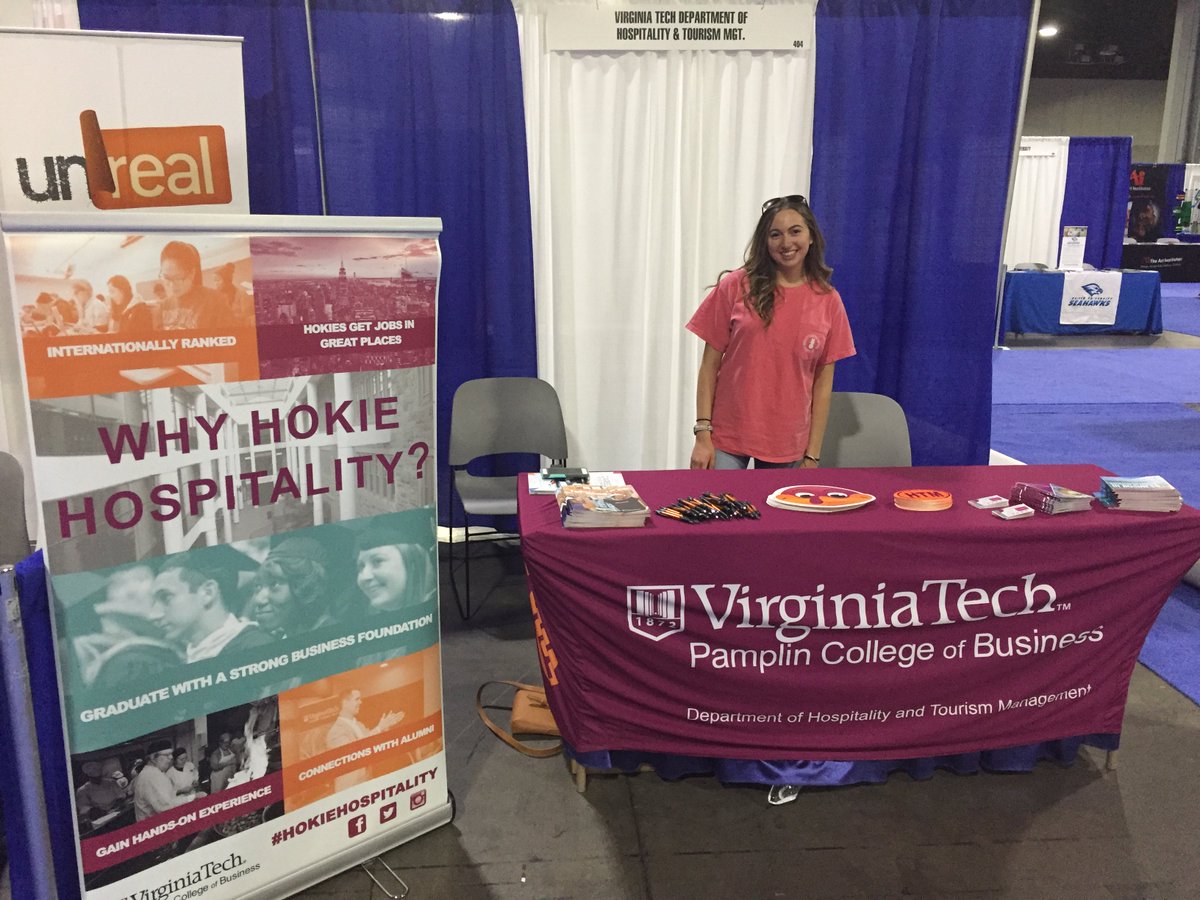 vt_htmdept's tweet photo. We’re still here at the #deca2018 conference until 4:00PM!! Come visit and grab your pineapple pin 😎
#decaicdc2018 #hokiehospitality #pamplin #virginiatech #deca https://t.co/Xj9tsZT3PQ