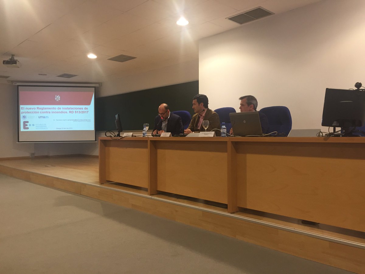 catedrapreversc's tweet photo. Comienza el Taller: "El nuevo Reglamento de Instalaciones de Protección Contra Incendios. El papel del #IngenieroTécnico competente".  #RIPCI
Ponente: @Martin7Fco ,  Director Regional de #BureauVeritas en Andalucía y Canarias.  #CátedraPrevención
https://t.co/NLnGdhPgs5 https://t.co/Wb2a6FD1xD