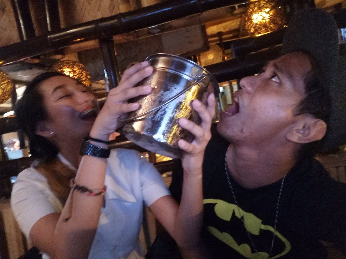 dragonboizii's tweet photo. Forever grateful with this silly woman beside me #taurusian #birthdaybuddy #yolo #youndwildandfree https://t.co/IyPknGnWVa