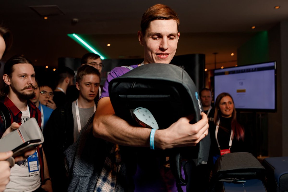 DotNextConf's tweet photo. Розыгрыш #arcadia.
#dotnext https://t.co/1Gq7SdMp7P