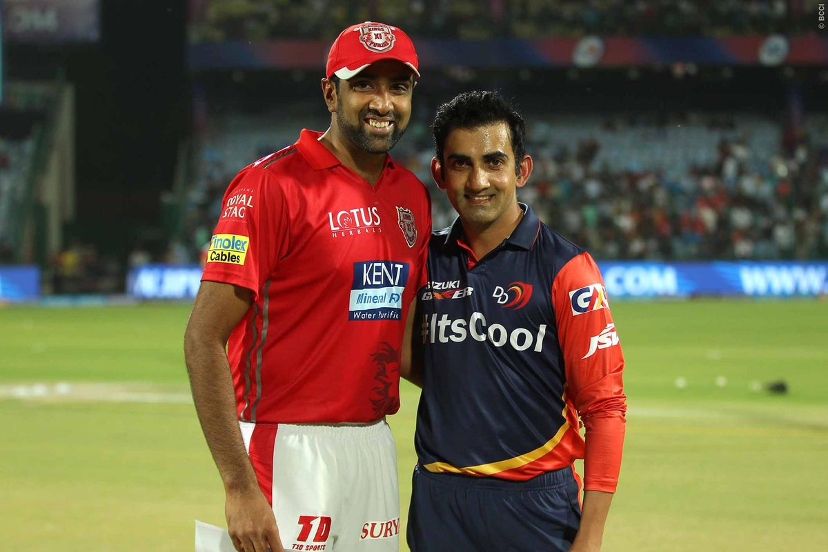 PunjabKingsIPL's tweet photo. A picture bound to bring a smile to your face 😁
#DDvKXIP #LivePunjabiPlayPunjabi https://t.co/X1tGHcB0Or