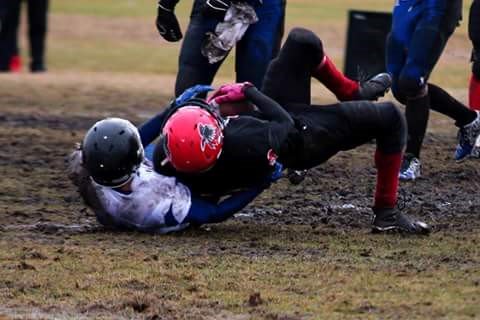 EsterhazyHigh's tweet image. Please support the EHS football field and track upgrade project!  For more info, visit the EHS website or call the school at 745-6618.  Thank you for your support for this exciting and long overdue project! #Warriorpride #excellencehonourspirit