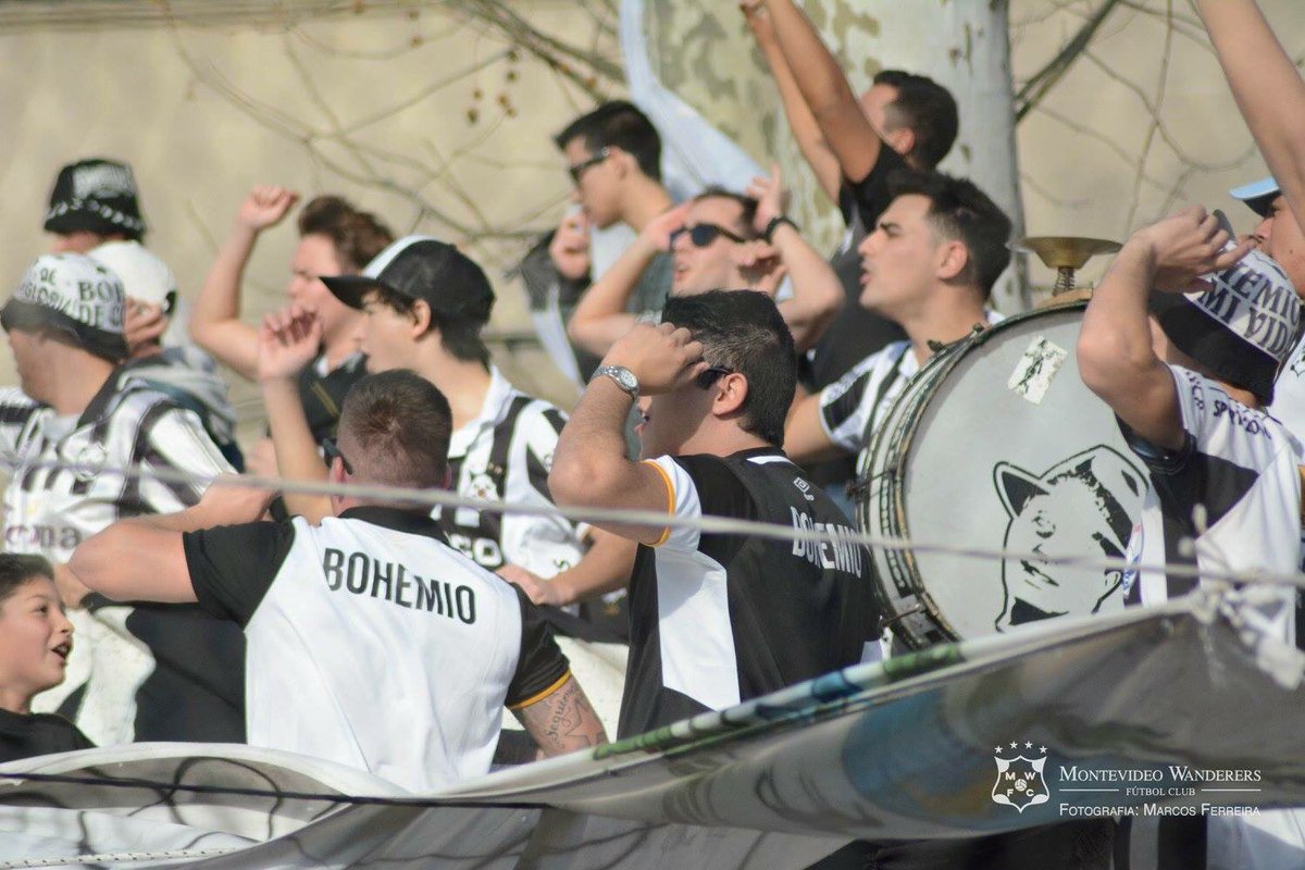 WanderersUy's tweet photo. Cada minuto se vive así..#VamosBohemio https://t.co/zZ09iafetq