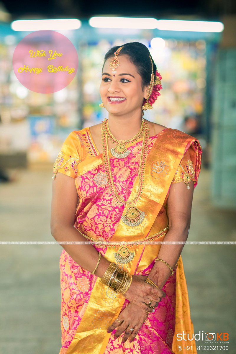 westudiokb's tweet photo. " Wishing our beautiful bride a very #Happy_Birthday <3 "
Photography: #Studio_KB
Contact : © Foto Babu (+918122321700)
https://t.co/o24mkUle9d
#bride #birthday #studiokb #photography #saree #love #happiness #married #wedding #jewels https://t.co/e7MdDozZU0