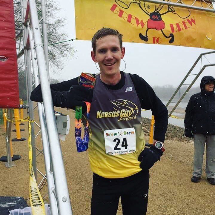 brewtobrewkc's tweet photo. Hip hip hurrah! Aaron Hohn is the 1st place Brew to Brew solo runner. Congrats on a race well run. #brewtobrew #brew2brew #run #running #runners #ultrarunning #ultrarunner #relayrace #charityrun @kctcrunner #kctc #kctcrunner @CF_Foundation @RacedayEventsKC #kcsmoke https://t.co/uLJmVKGk9R