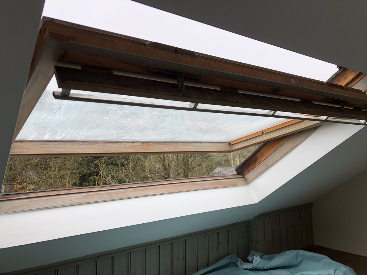 VeluxRepair's tweet photo. Before and after of a #VELUX reglaze and bespoke #service and clean and paint, #glass supplied by @sterlingbuild from @VELUXGBI https://t.co/QhAGBey96j