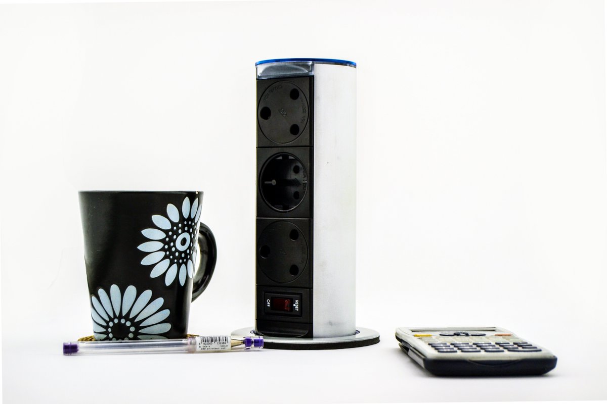 PowerLogicSA's tweet image. The #Powerdock Mk2 is manufactured locally by #PowerLogicSA. Contact us and get your own PDO Mk2 😀

bit.ly/2rzIkCD