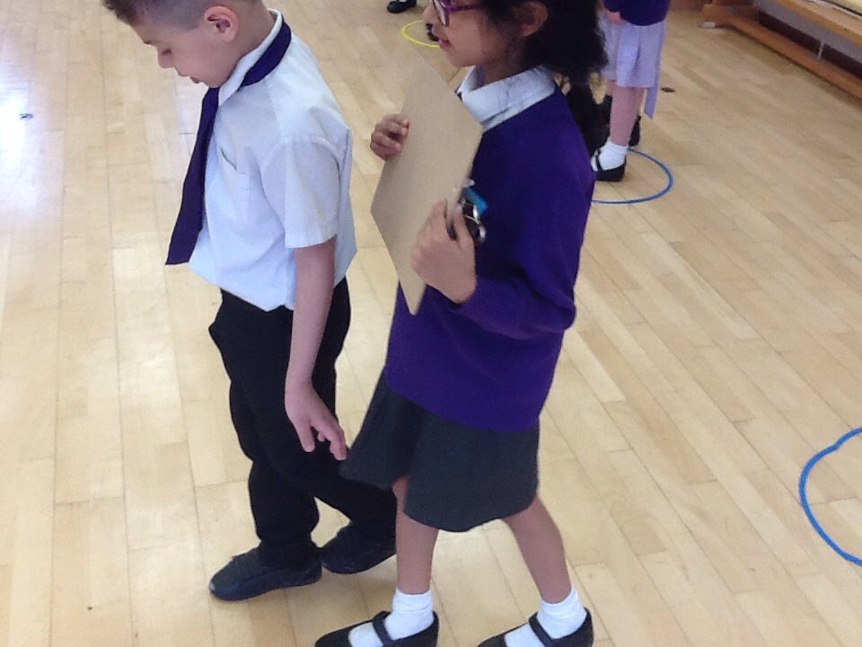 ourladyqop's tweet image. Year 2 have been using their directional language by creating verbal algorithms in computing. #primarycomputing #unpluggedcomputing
