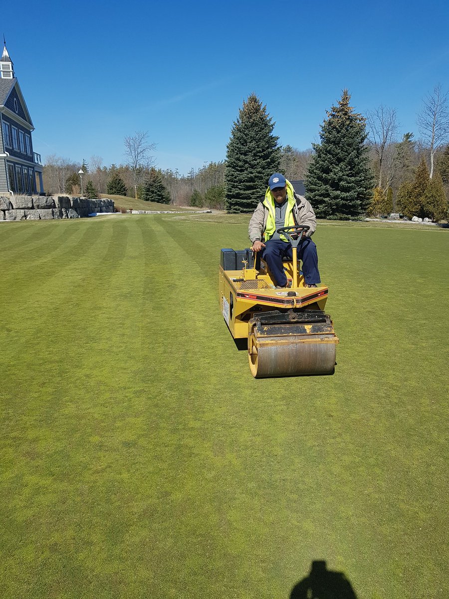 WBGrounds's tweet photo. Finally some nice weather to get course prep rolling ! https://t.co/mchQgnXvyC