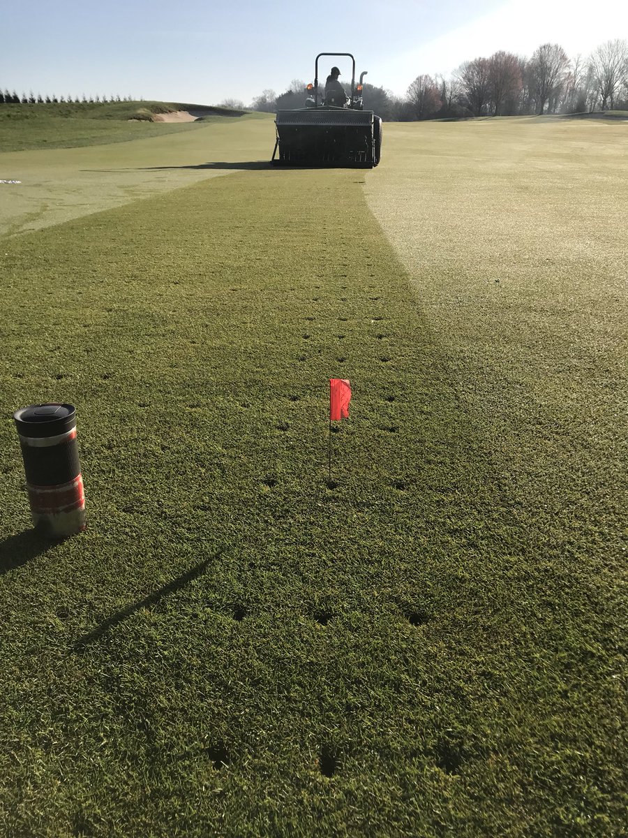 Deeptine on greens and fairways today. Thank you <a href="/Windviewinc/">WindviewAthleticFlds</a> you guys are knocking it out of the park