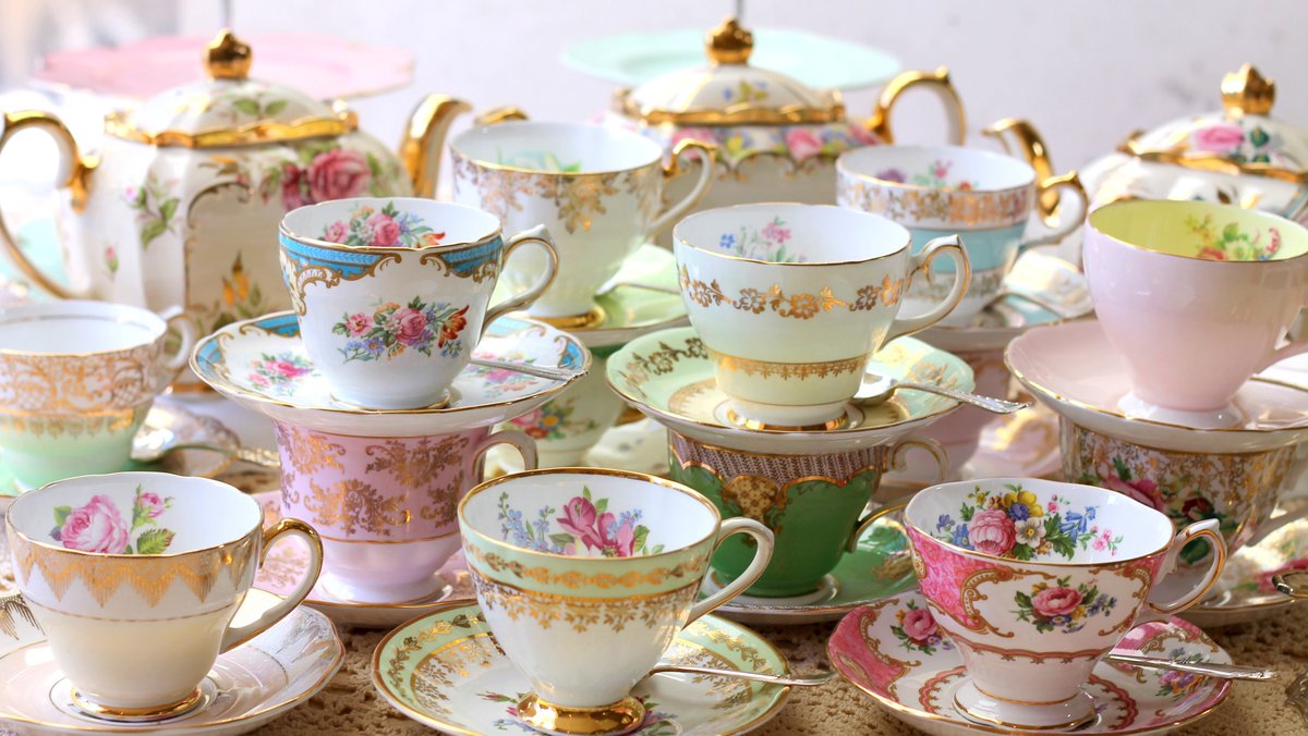 FergusonLodge's tweet photo. We are having an April Showers Tea Party.  Come and join us for tasty treats and good company.  All friends and family welcome on Friday 27th April from 10.00 - 12.00 🍰☕️☺️ https://t.co/2aDFnRURAt