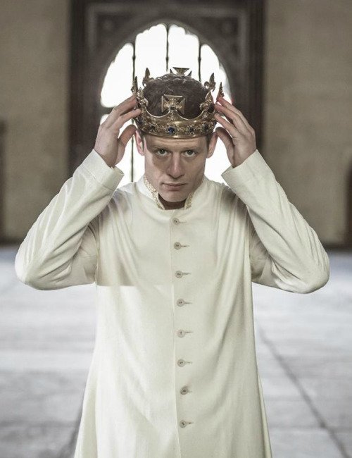 LilacRaindrops's tweet photo. Shakespeare's birthday today. Here's my fave @jginorton from Richard II #TheCompleteWalk 👑 https://t.co/kRisgwoImN