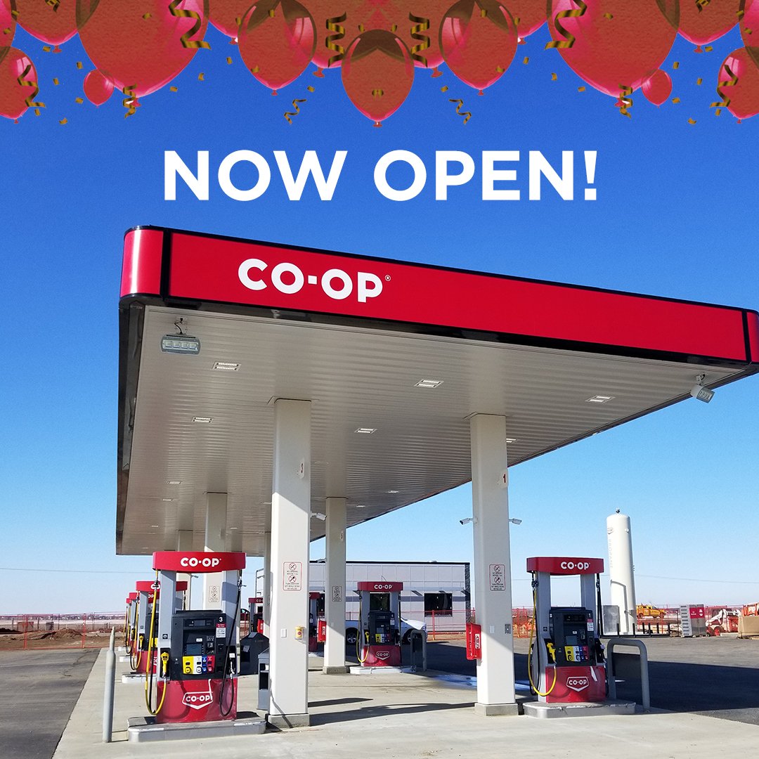 WesterraRegina's tweet photo. 🗣WEST REGINA...🎈🎈Sherwood Co-op Gas Bar &amp; Convenience Store NOW OPEN at Horizons in Westerra 📍 Dewdney Avenue &amp; Horizons Way. ⛽️ #ShopatHorizons #ShopWesterra #SherwoodCoOp #GasBar #WestRegina #NowOpen #yqr
🚗🚿 (car wash opening this summer) https://t.co/WEfleU5OXY