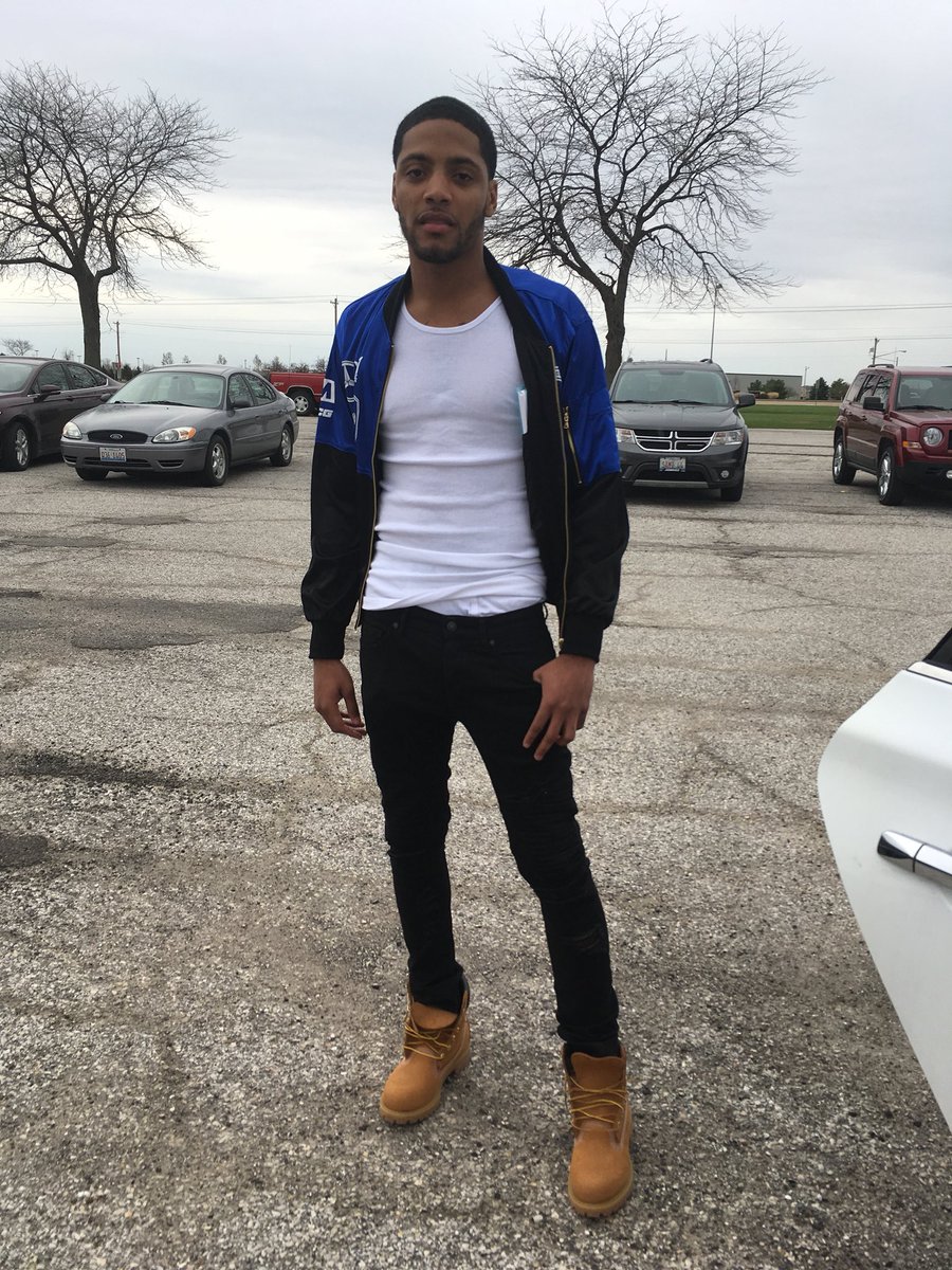_Jonyelll's tweet photo. My brother finally free 😭🔓💯 @CashTheCoach https://t.co/zwogzMNDWL