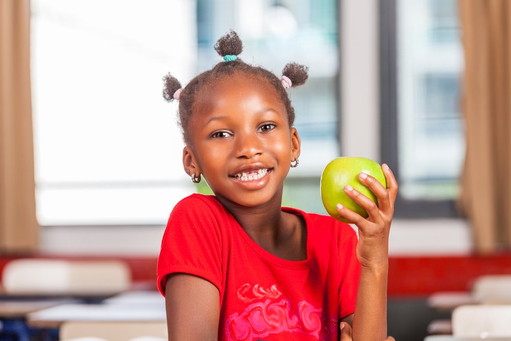 tischfoodcenter's tweet photo. Why Isn’t #NutritionEducation a Priority in Public Schools? // @OneGreenPlanet #AisforApple https://t.co/BvEDq2AQym https://t.co/oK2kG2ILKP