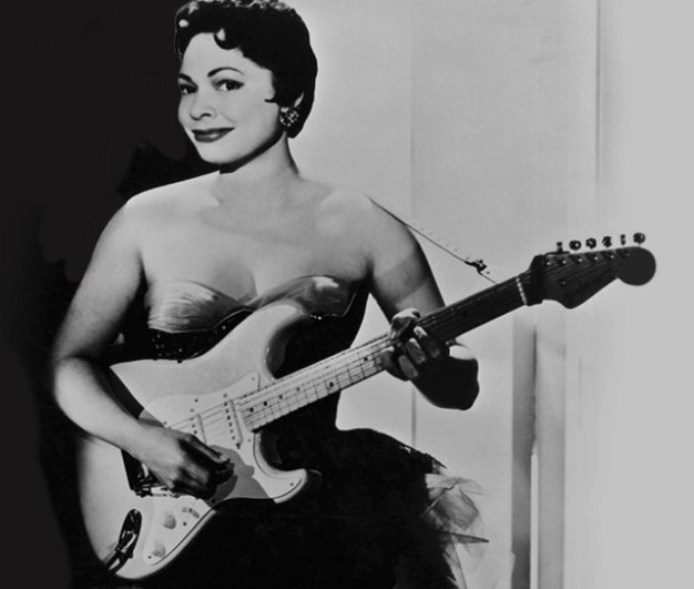 Fender's tweet photo. Did you know that #MaryKaye never really owned, and rarely played, the famous Mary Kaye #Stratocaster.
So just why is the distinctive ash blonde Strat with the gold hardware known as the "Mary Kaye" Stratocaster? Find out: https://t.co/Hqv7XzoBYI
#MusicMonday https://t.co/KJTbRomJLH