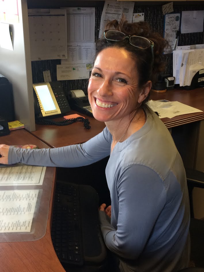 Dareauto's tweet photo. Laura's working hard today to provide you high-quality DARE care! #dareauto #dareautomotive #thewcpress #downtownwestchester https://t.co/vXauaT2xsR