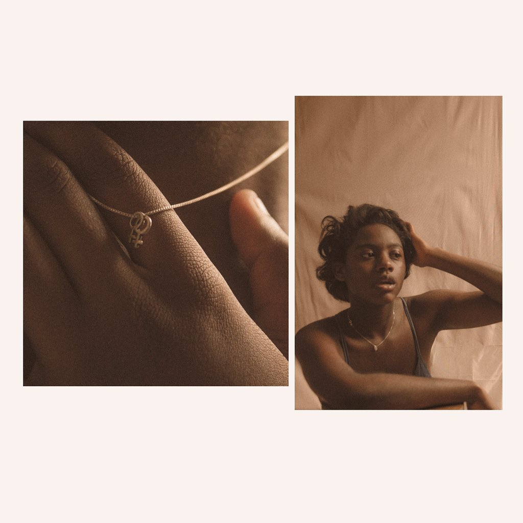 Iovekindahurts's tweet image. GIRLS 
#frantasticmonday 
@connorfranta