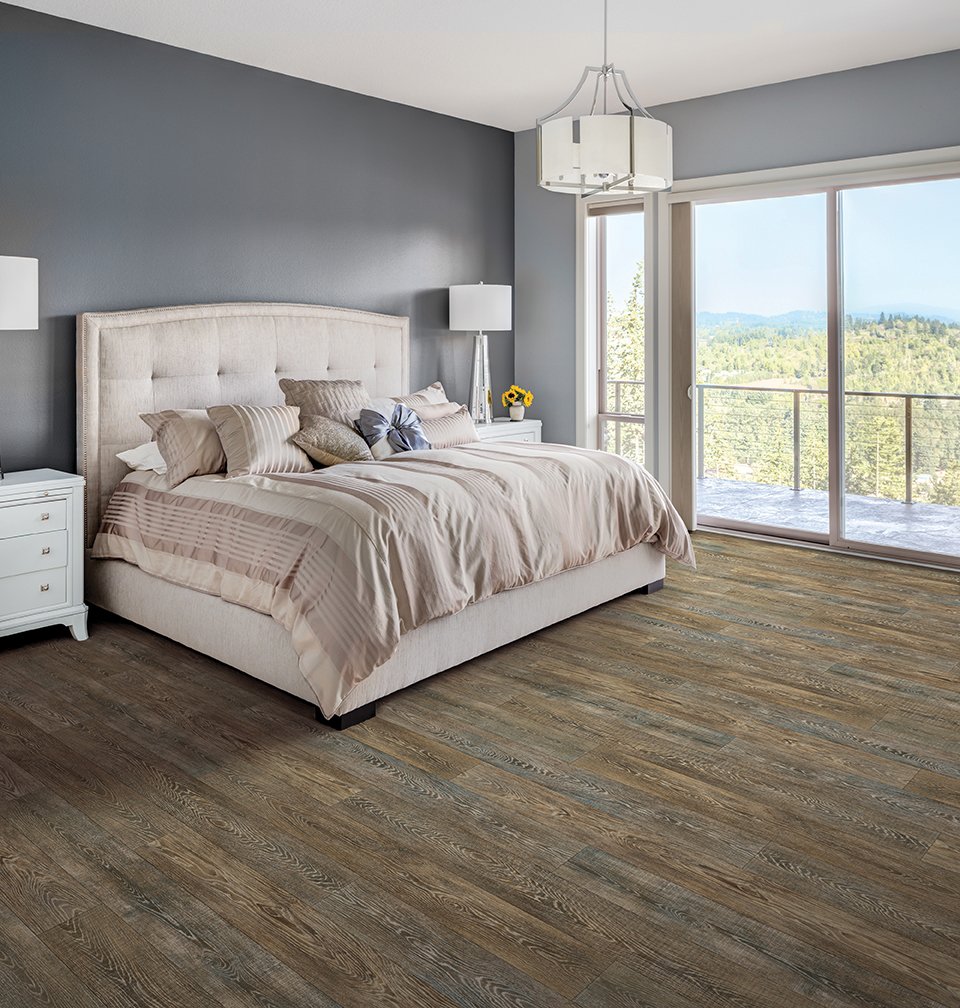 Cella_Design15's tweet photo. With a beautiful blend of grey & brown, this luxury-vinyl plank is a neutral color palette that adds durability & comfort to your home.
#luxuryvinylplank #greyandbrown #greige #style #interiordesign #newhome #shoplocal #shoplocalknox #celladesignknox https://t.co/v378l545At