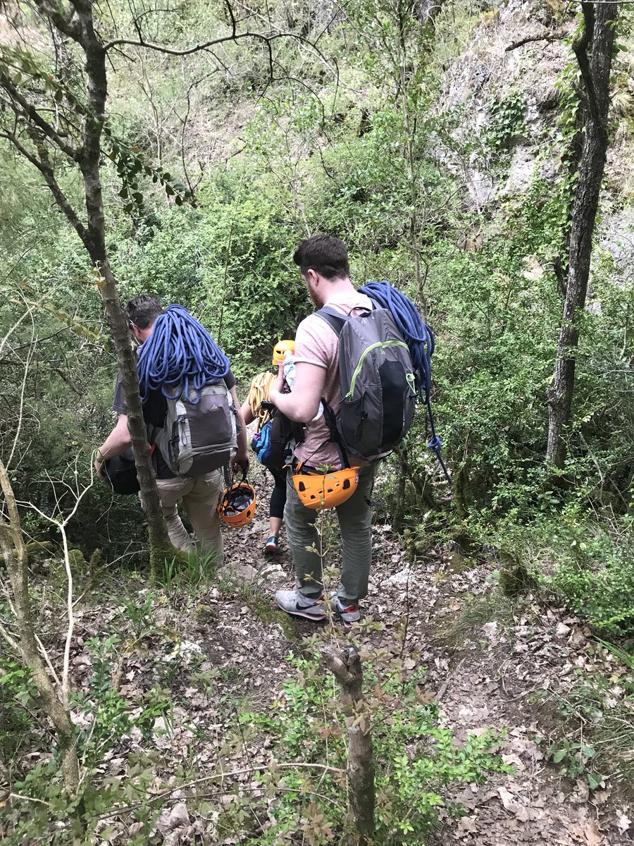 l’escalade en Averyron ! Encore une autre activité au top pour découvrir la région sous un autre angle ! 😀✌️🧗‍♀️Merci à Ghislain de <a href="/RocetCanyon/">Roc et Canyon</a> <a href="/latribudechacha/">La Tribu de Chacha Ⓡ</a> @Tous_en_Aveyron #StyleMillau #Aveyron #outdoors #Voyage #WAT18