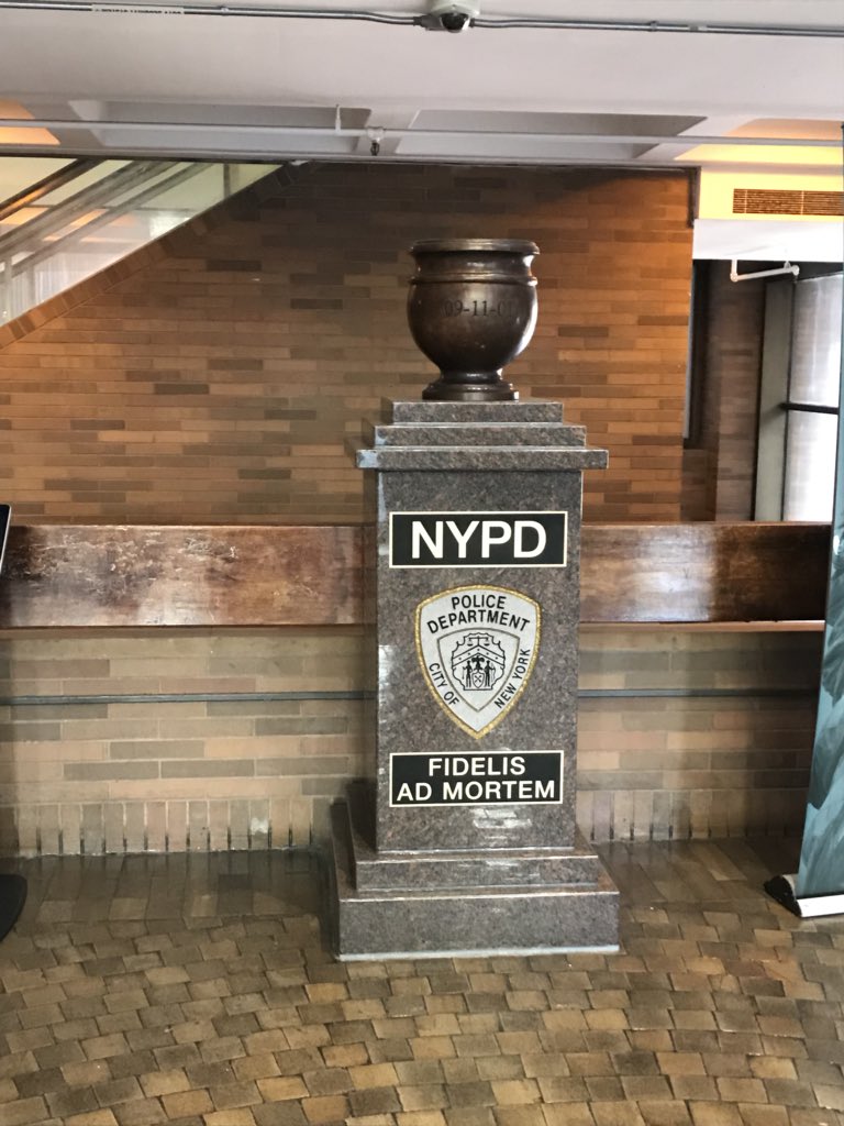 PoliceNat67's tweet photo. Nos collègues américains nous ont réservé un accueil hors normes. Absolutely beautiful. https://t.co/Z9X8HTRc2p