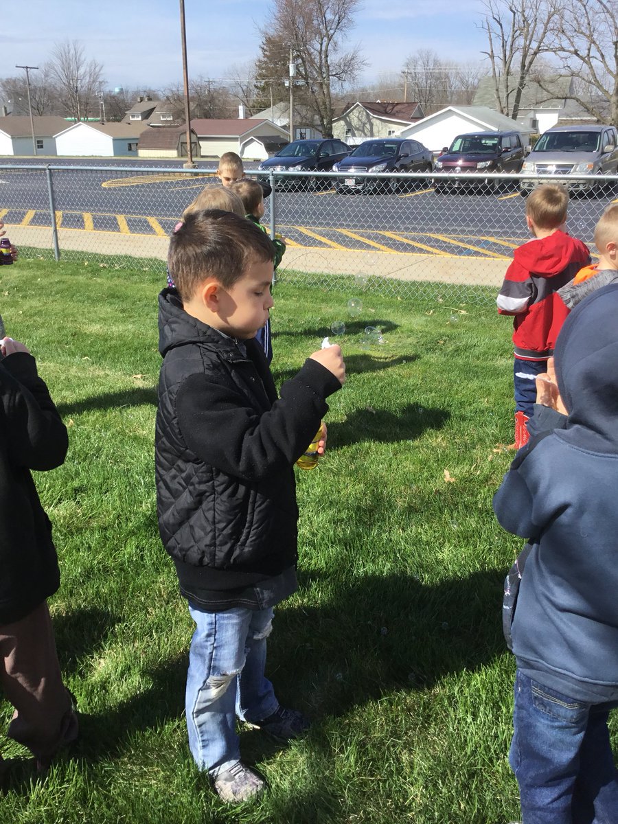 tshulvey1's tweet photo. B is for Blowing Bubbles! https://t.co/X19knqAUJ6