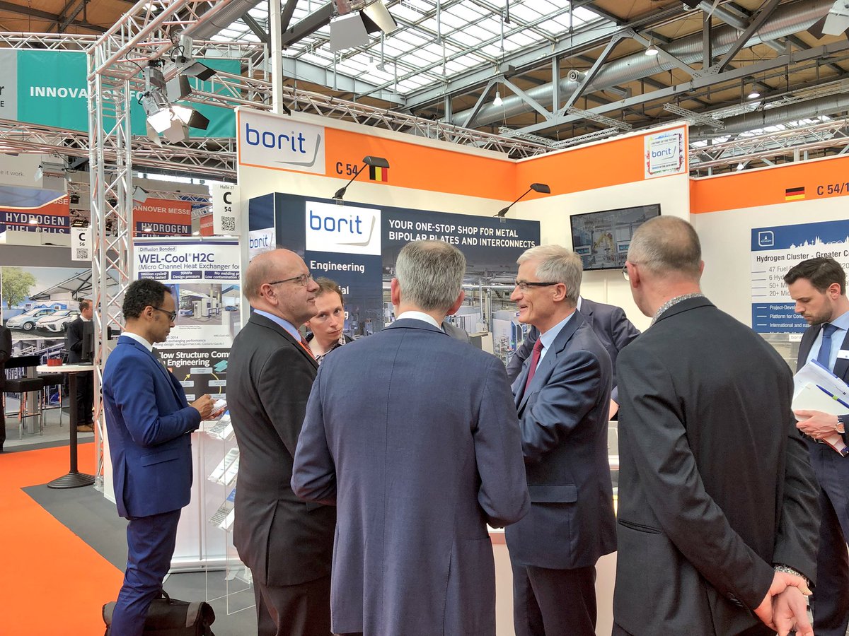 GeertBourgeois's tweet photo. Vlaamse topbedrijven aan zet @hannover_messe @BORIT_NV , SGC Switchgear Compagny, Mevoco 👍 https://t.co/dcq6d8XfH1