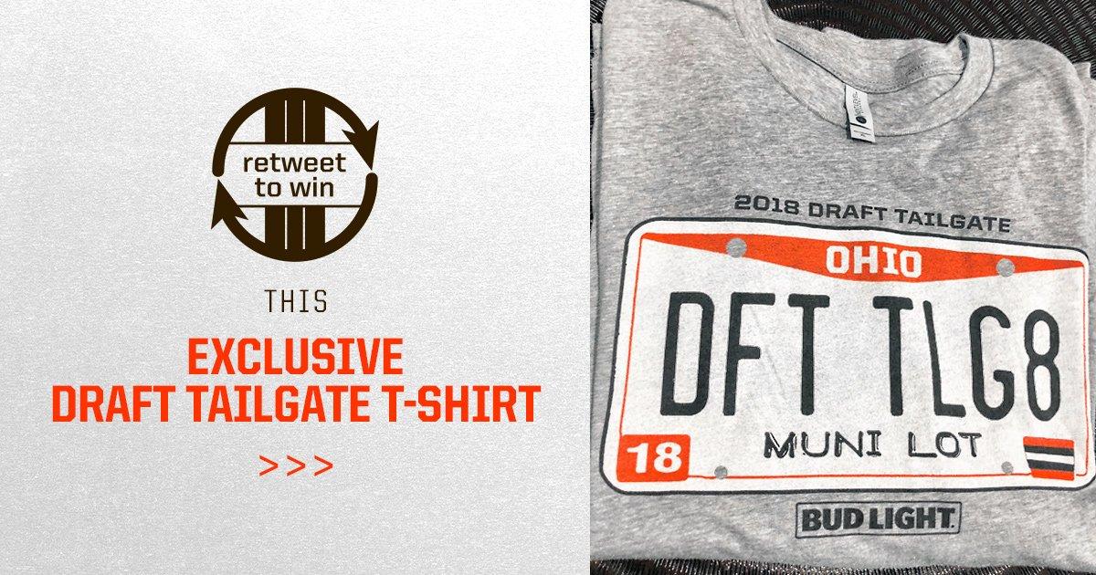 Browns's tweet photo. RT for a chance to win this Browns Draft Tailgate T-Shirt 👕 

Rules: https://t.co/kcT4I4WBz7
Free tickets: https://t.co/xlshfkpmrZ https://t.co/WHdWMmJFp4
